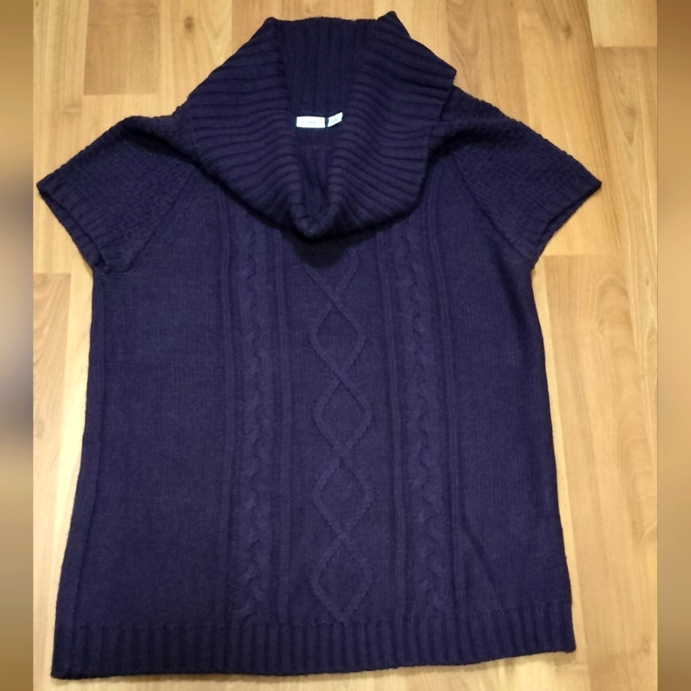 Women's Short Sleeved Sweater
